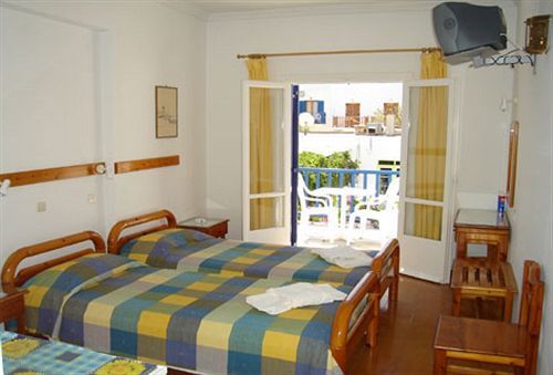 Stergia Hotel Páros Zewnętrze zdjęcie